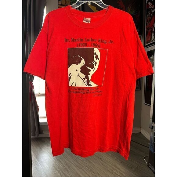 Vintage Y2K Dr. Martin Luther King Quote Memorial Tee - Picture 1 of 8